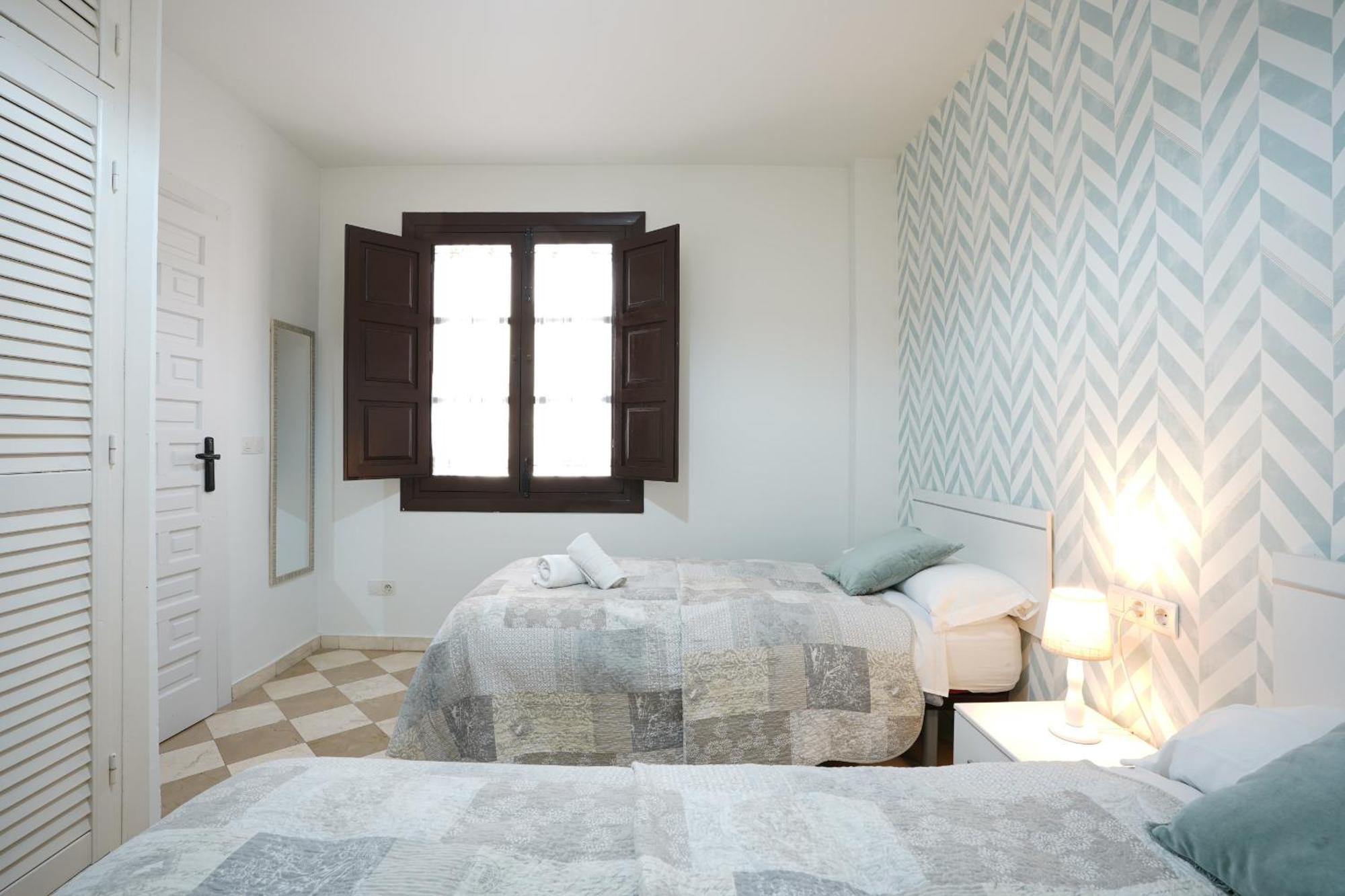 Adanar-Las Columnas Granada Ngoại thất bức ảnh